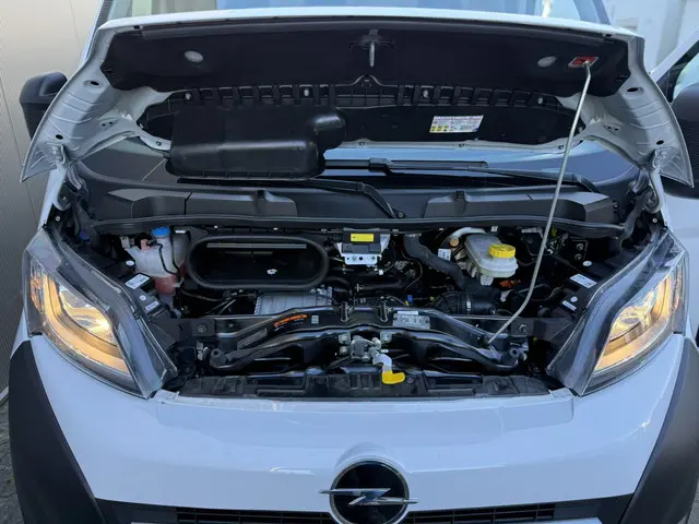 Opel Movano 2.2D 180 S&S L2H2 3.5t Zwaar 2024 Diesel 44