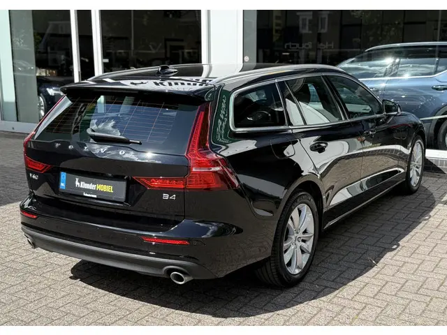 Volvo V60 2.0 B4 Business Pro 2021 Benzine 26
