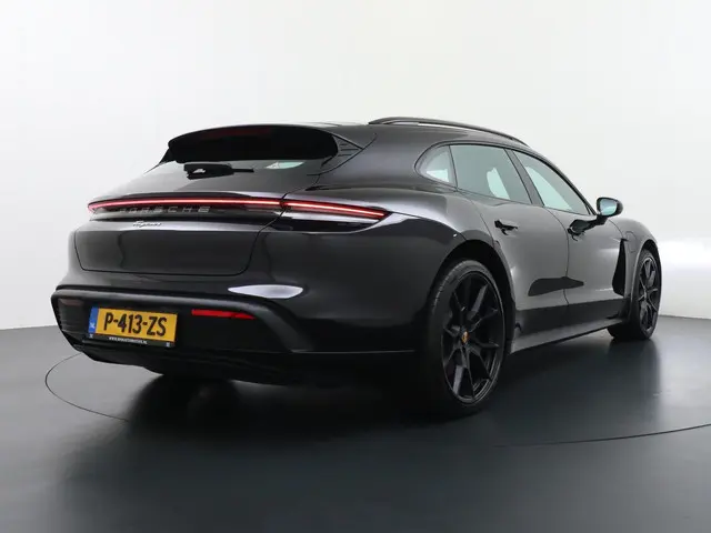 Porsche Taycan Sport Turismo 83 kWh 2022 Elektrisch 7