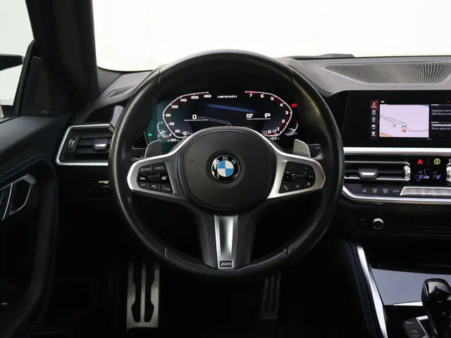 BMW 2 Serie Coupé M240i xDrive 2022 Benzine 20