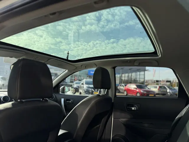 Nissan QASHQAI 1.6 Connect Edition 2013 Benzine 11