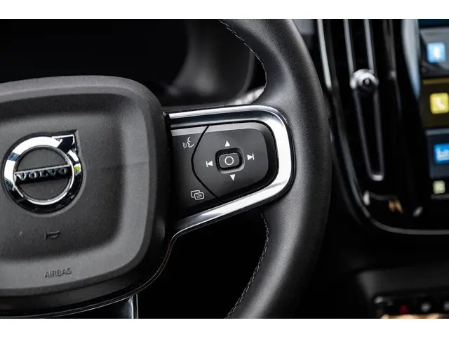 Volvo XC40 Recharge Core 2021 Elektrisch 25