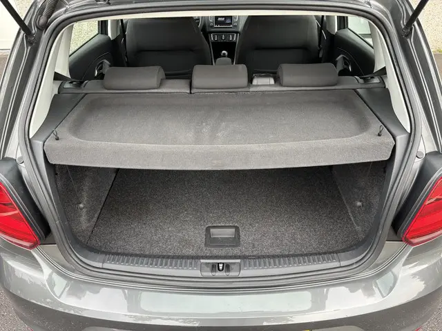 Volkswagen Polo 1.2 TSI Comfortline 2015 Benzine 10