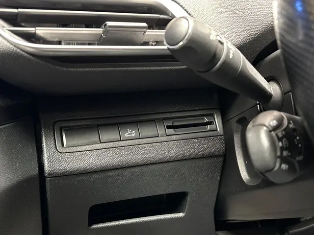 Peugeot 3008 1.2 PureTech GT Line 2019 Benzine 25