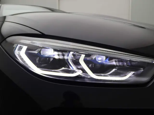 BMW 8 Serie Cabrio 840i 2021 Benzine 29