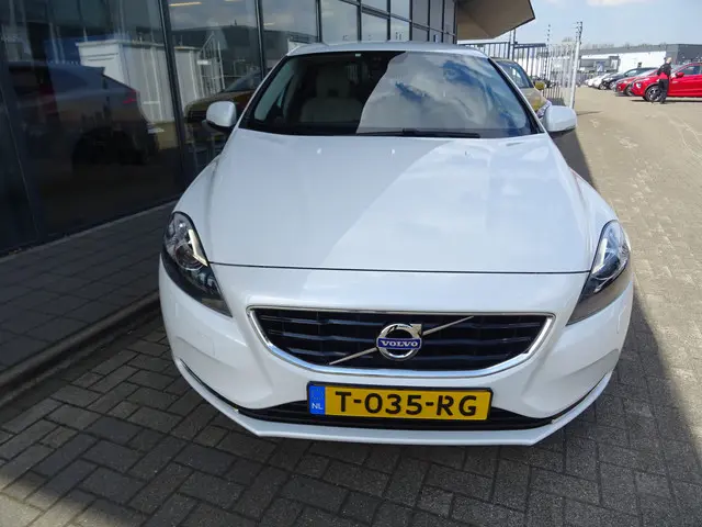 Volvo V40 1.5 T3 Ocean Race AUTOMAAT 2016 Benzine 11