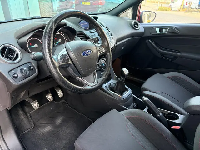 Ford Fiesta 1.0 EcoBoost ST Line 2017 Benzine 10