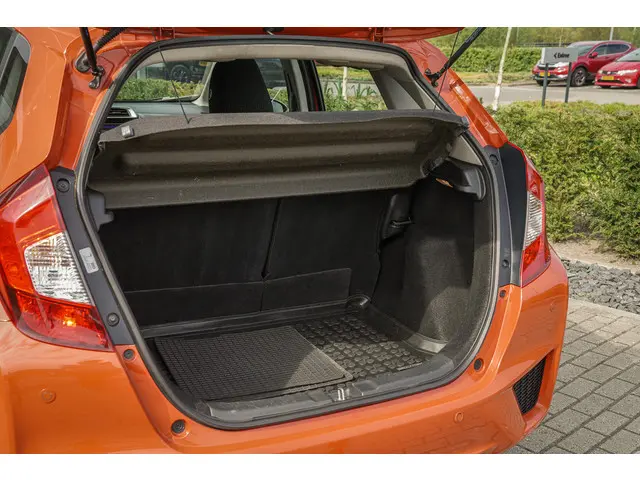 Honda Jazz 1.3i VTEC TREND 2017 Benzine 34