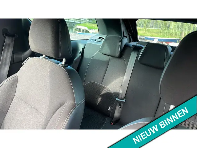 Citroën DS3 Cabrio 1.2 PureTech So Chic 2013 Benzine 12
