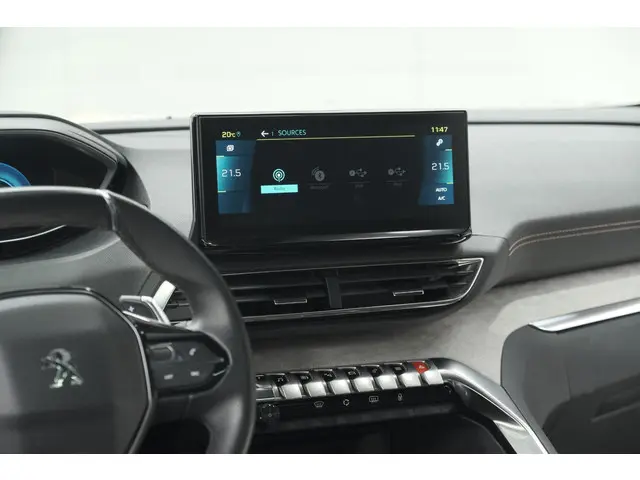 Peugeot 3008 HYbrid4 300 GT 2023 Hybride Benzine 62