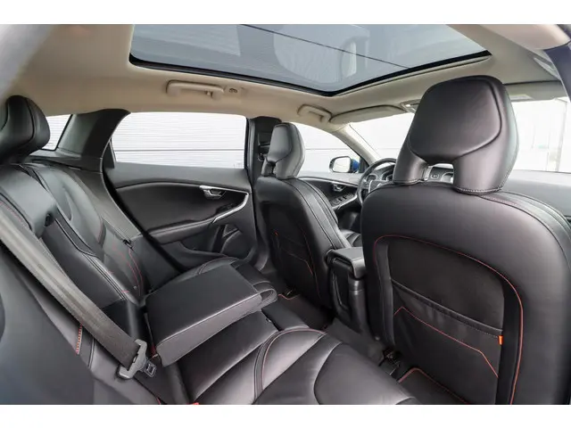 Volvo V40 2.0 D4 Ocean Race Business 2014 Diesel 7