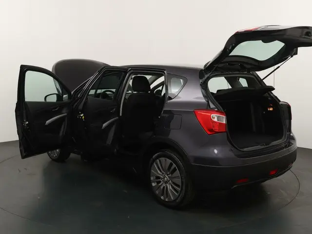 Suzuki S-Cross 1.6 Urban 2014 Benzine 21