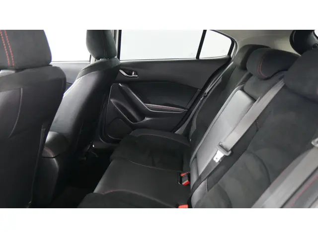 Mazda 3 2.0 120pk GT-M Line 2016 Benzine 35