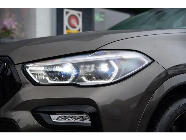 BMW X6 xDrive40i High Executive M Sport 2020 Benzine 40
