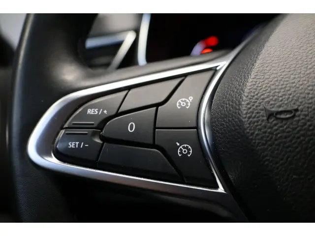 Renault Clio 1.0 TCe Intens |Carplay|PDC|Led| 2020 Benzine 22