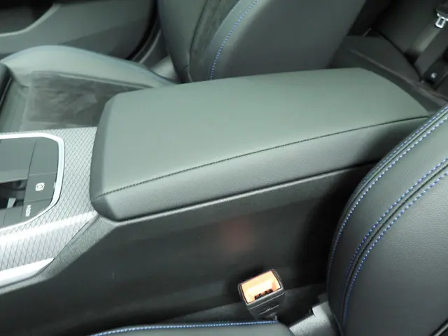 BMW 3 Serie Sedan 330d xDrive 2024 Diesel 29