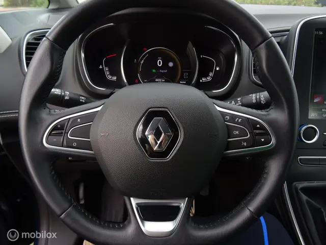 Renault Scénic TCe 130 Intens 2018 Benzine 16