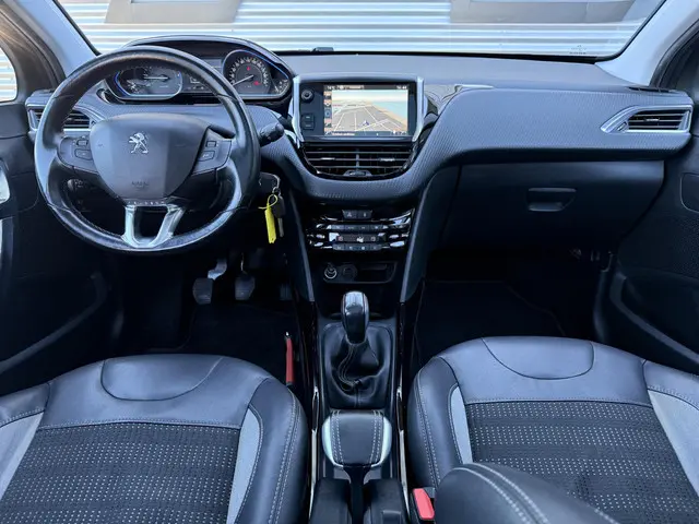 Peugeot 2008 1.2 PureTech Allure 2016 Benzine 8