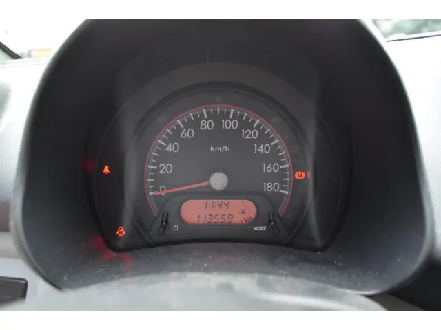 Nissan Pixo 1.0 Look | Airco | NAP | LMT Wielen 2012 Benzine 10