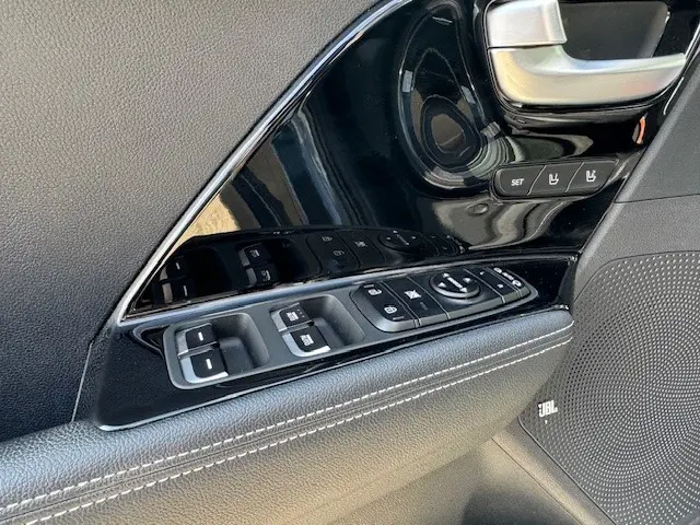 Kia e-Niro ExecutiveLine 64 kWh 2020 Elektrisch 12