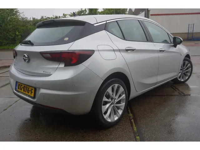 Opel Astra 1.0 Edition * Navi * LM Velgen * 2016 Benzine 2