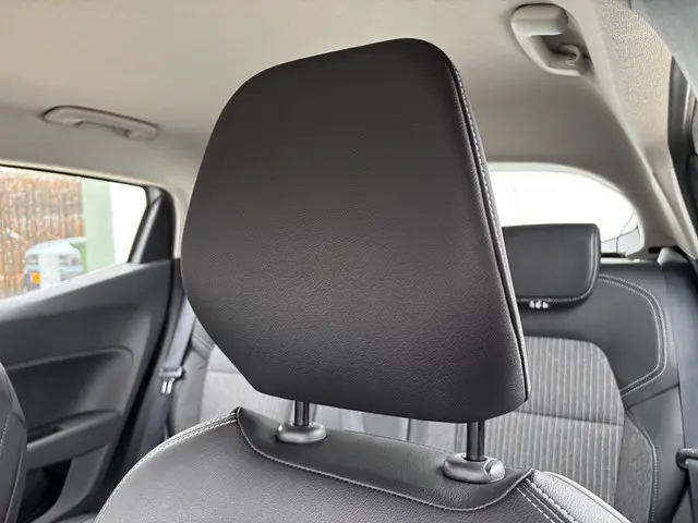 Renault Clio 1.0 TCe Intens 2021 Benzine 21