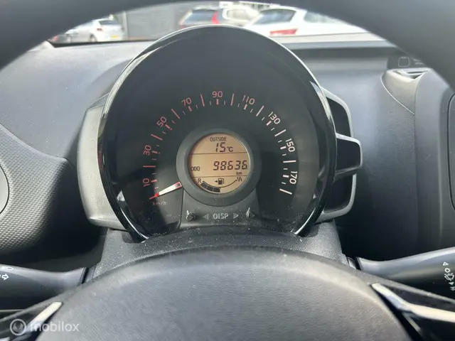 Toyota Aygo 1.0 VVT-i x-play 2021 Benzine 11