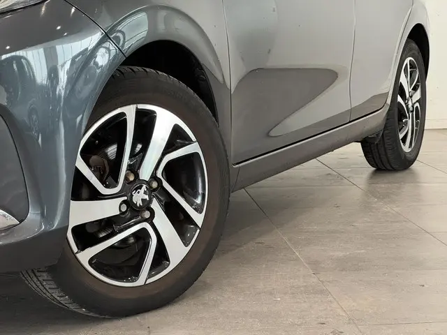 Peugeot 108 1.0 e-VTi Allure TOP! 2019 Benzine 15