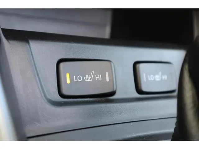 Suzuki Vitara 1.5 HYBRID STYLE 2022 Hybride Benzine 19