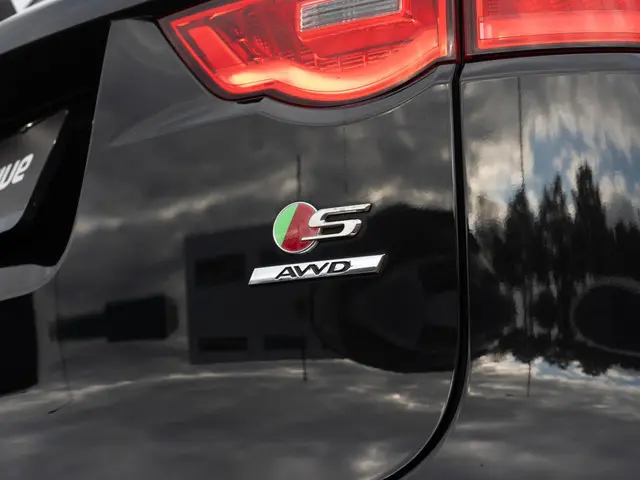 Jaguar F-PACE 3.0 S First Edition AWD 2016 Benzine 23