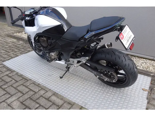 Kawasaki Z800 E 2013 Benzine 16