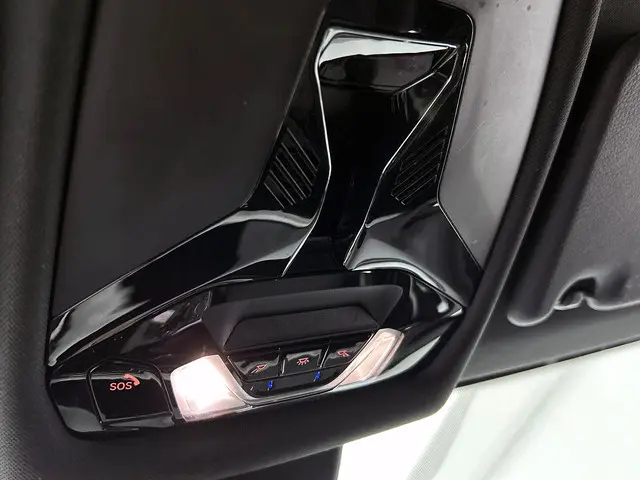 BMW 1 Serie 118i High Executive 2020 Benzine 13