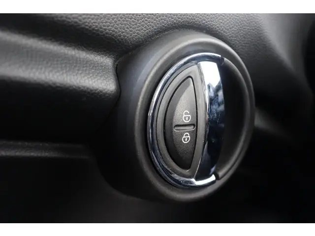 MINI Cooper Mini 1.5 Business Edition 2019 Benzine 26