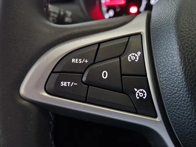 Dacia Duster 1.0 TCe 100 Bi-Fuel Journey 2022 Benzine 17