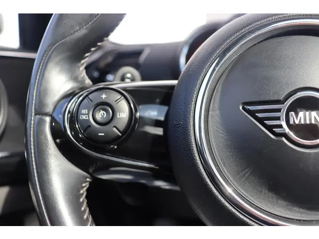 MINI Clubman Mini 2.0 JCW ALL4 Chili 2020 Benzine 14