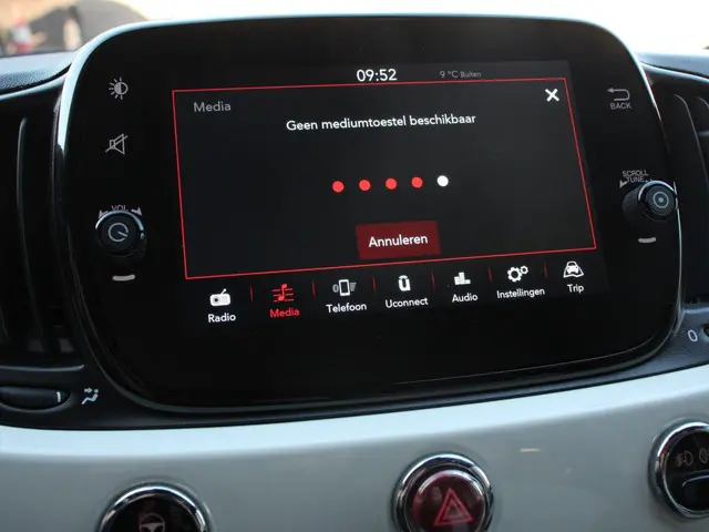 Fiat 500 1.0 Hybrid Dolcevita 2022 Benzine 23