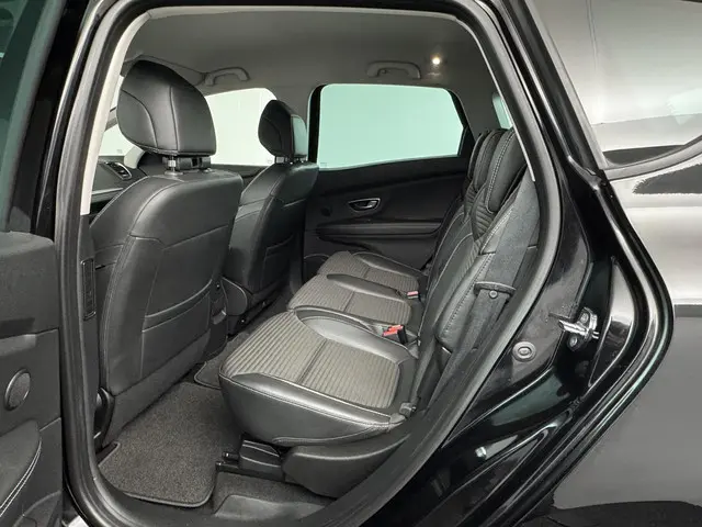 Renault Scénic 1.3 TCe 140 Bose 2020 Benzine 14