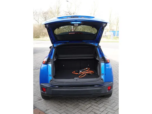 Peugeot e-2008 EV GT 50 kWh 2022 Elektrisch 8