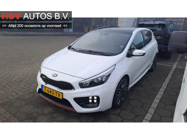 Kia cee'd 1.6 GT 204 PK navi PANODAK airco 2014 Benzine