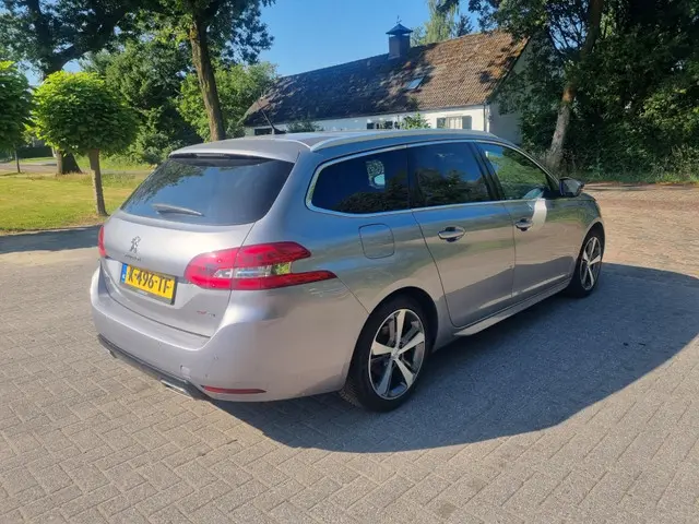 Peugeot 308 SW Puretech 130 GT Line Pano 2021 Benzine 5
