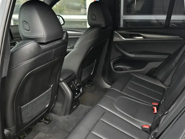 BMW X3 xDrive30e M SPORT 2022 Hybride Benzine 7