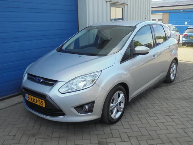 Ford C-MAX 1.0 Titanium APK TREKHAAK 2013 Benzine 8