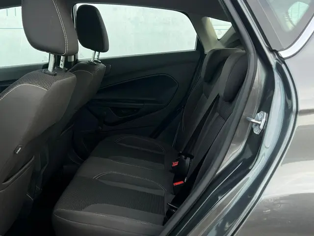 Ford Fiesta 1.0 EcoBoost Titanium 2016 Benzine 6