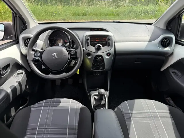 Peugeot 108 1.0 e-VTi Active 2018 Benzine 9