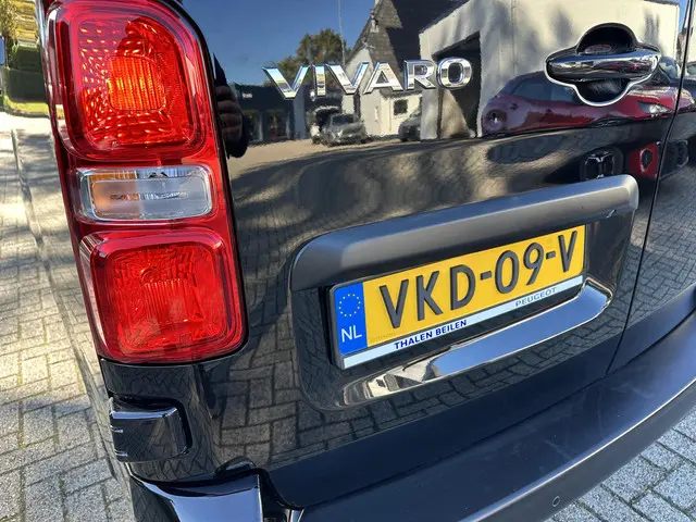 Opel Vivaro 2.0 CDTI 150 PK L3H1 Innovation 2021 Diesel 41