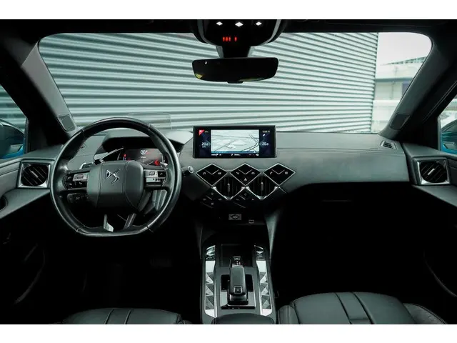 DS DS 3 Crossback 1.2 PureTech Grand Chic 2021 Benzine 7