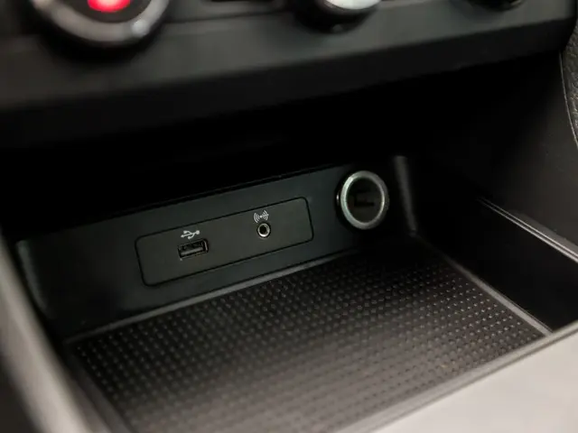 SEAT Ateca 1.4 TSI Xcellence Sport 2016 Benzine 24