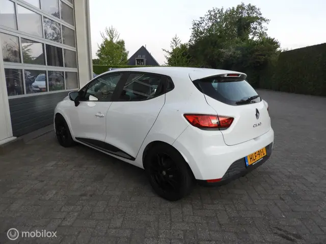 Renault Clio 1.2 16V 2014 Benzine 6
