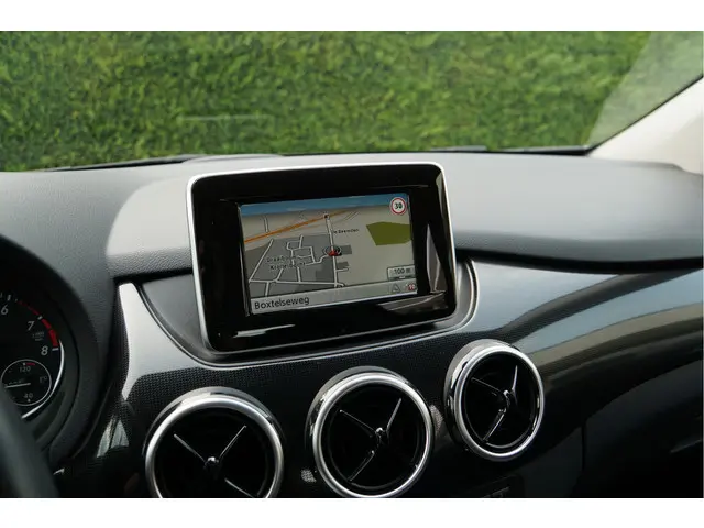 Mercedes-Benz B-Klasse B 180 Ambition 2014 Benzine 30
