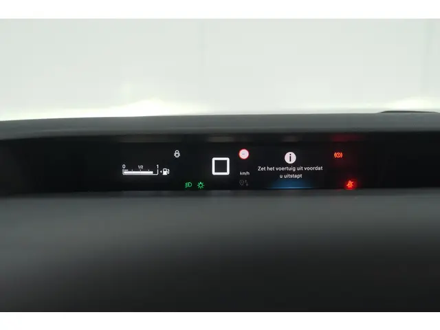 Citroën C3 1.2 Turbo 100pk Max 2025 Benzine 39